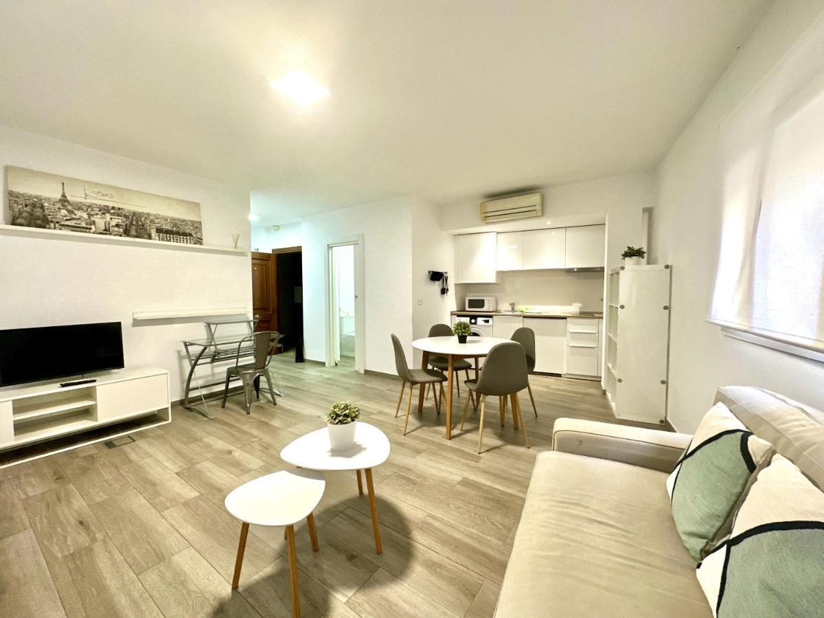 Urbe10 Santa Lucia 1 Bedroom Apartment 1A Málaga Extérieur photo